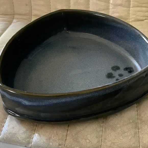 Handcrafted Blue Rounded Triangular Stoneware Bowl - Picture 17 of 17